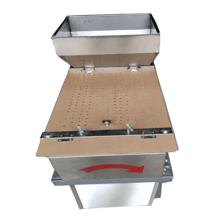 Low Priced Dry Way Peanut Peeling Machine for Farms Roasted Peanut Peeler and Groundnut Peeler