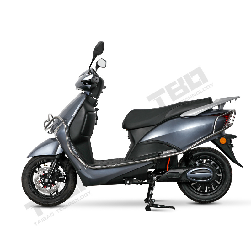 A moto vintage classic electric petrol scooter top box range 90km 2000W 60V electric Motorcycle scooter