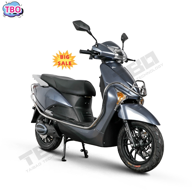 A moto vintage classic electric petrol scooter top box range 90km 2000W 60V electric Motorcycle scooter