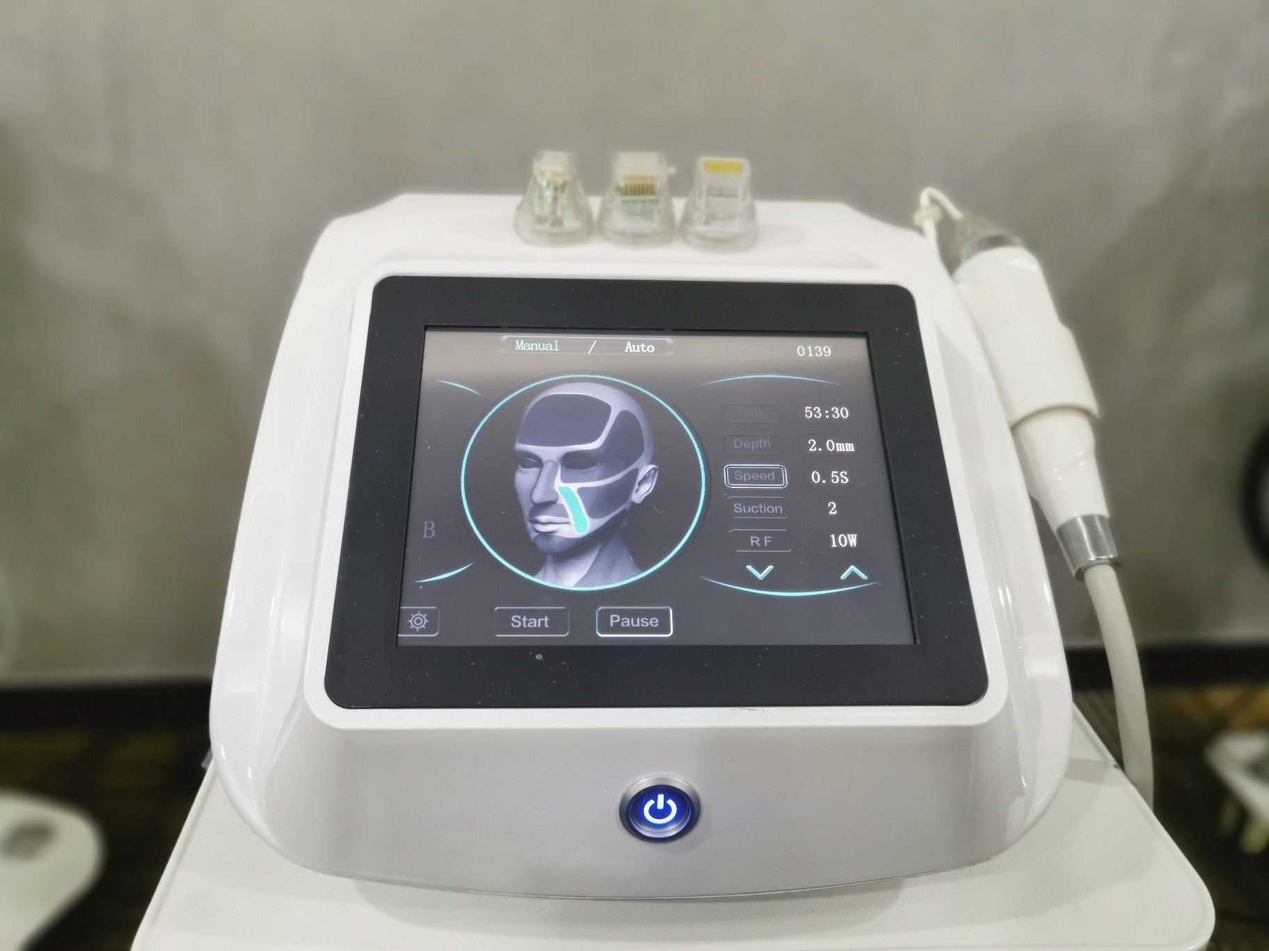 2023 best rf skin tightening face lifting machine Morpheus 8 Needles RF Microneedling Machine