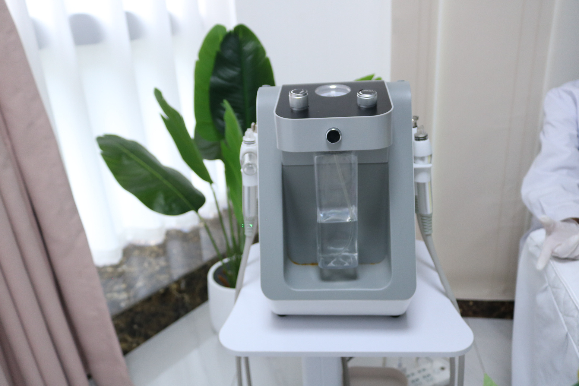 Taibo Water facial suction machine microdermabrasion diamond peel skin care beauti machine