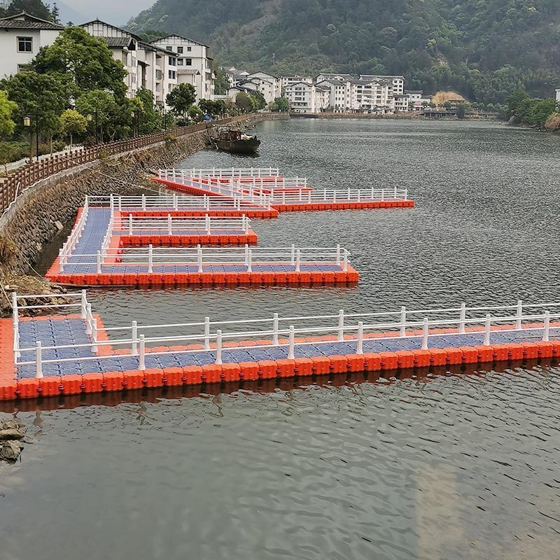 Outdoor water platform used for more than ten years floating dock floating dock