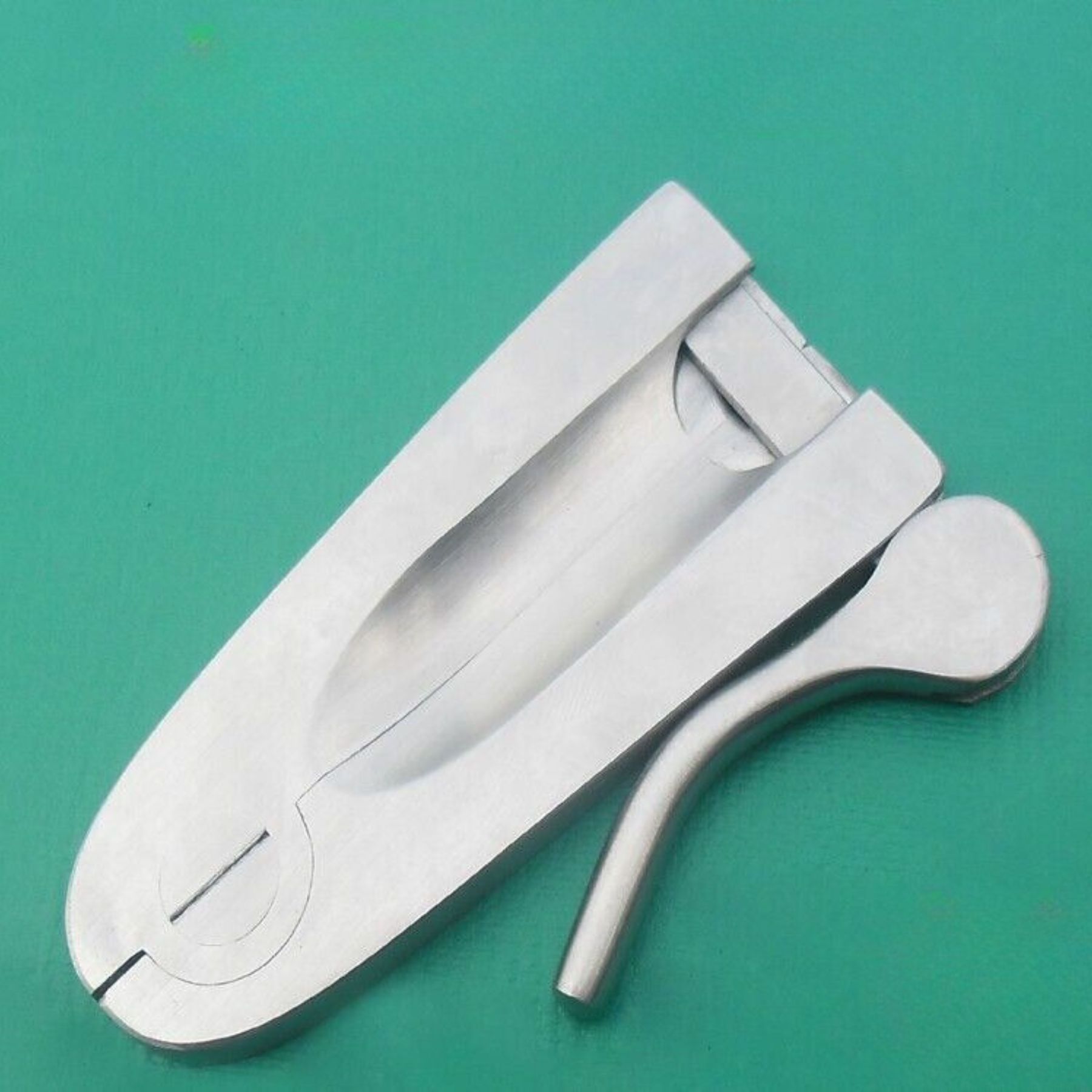 Brand New Mogan Circumcision Clamp OB/GYN UroIogy Instruments Ce Approved