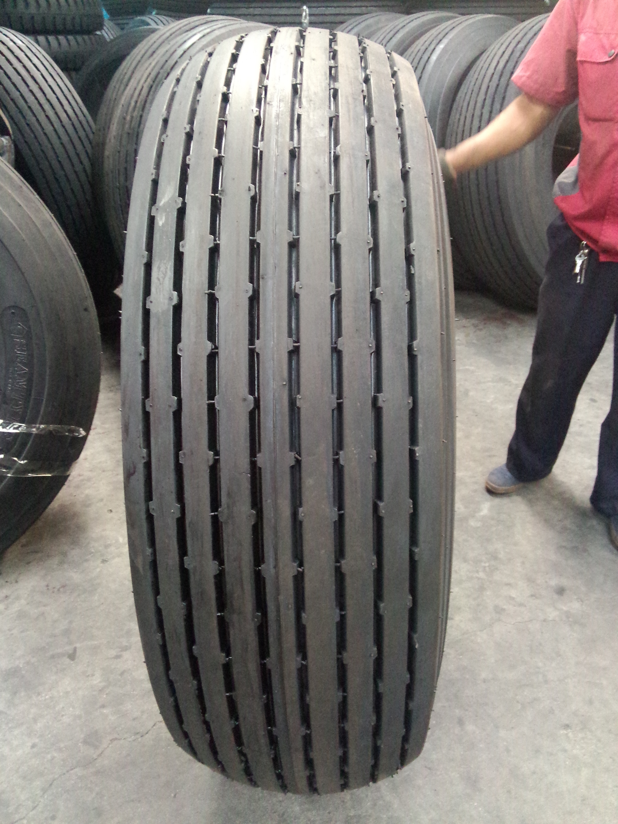 Hot Sales Product Bias Otr Tire 14.00-20 16.00-20 OTR Sand Desert Tyre