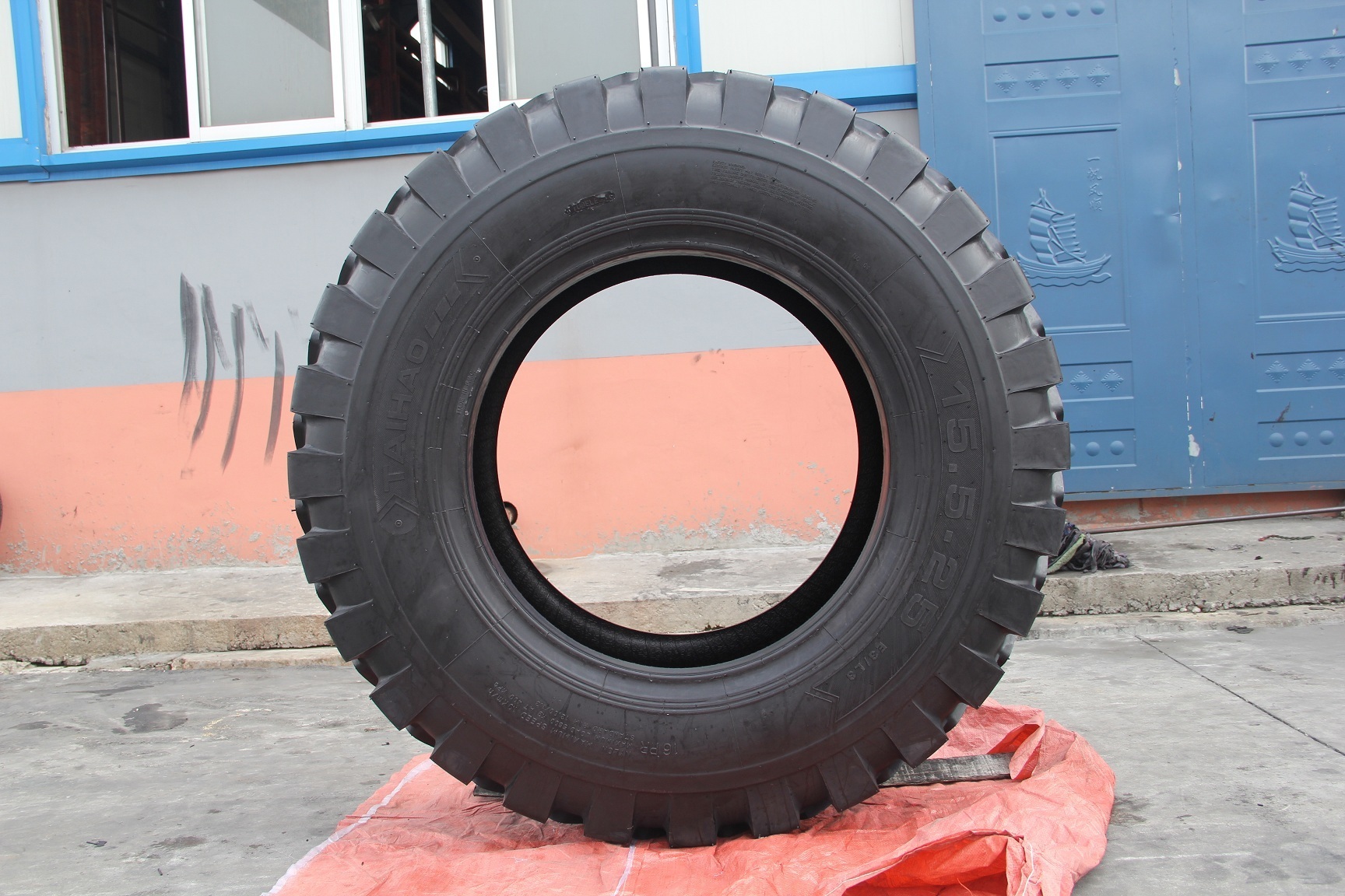 China Factory E3/L3 Tires TAIHAO/ALWAYSRUN Brand Bias OTR Tyre