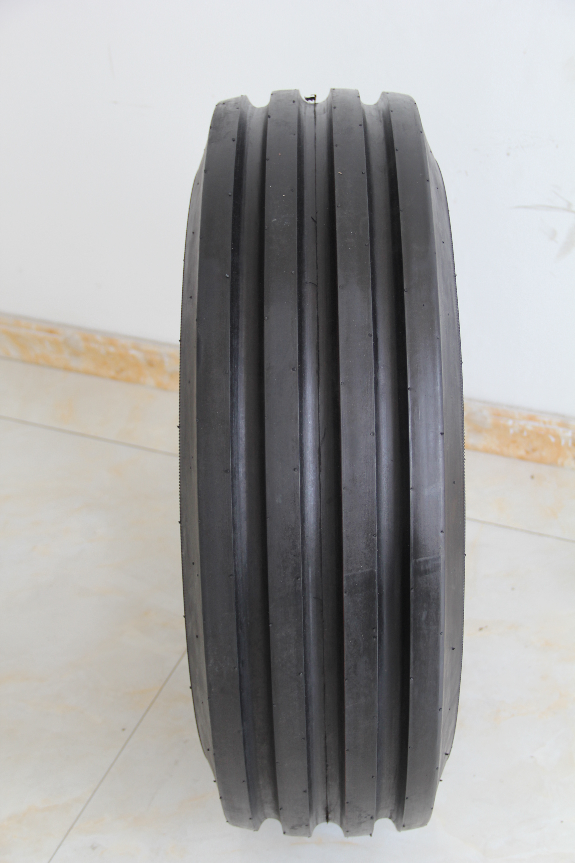 F2 agricultural tyres 1100x16 11.00x16 front tractor tyre