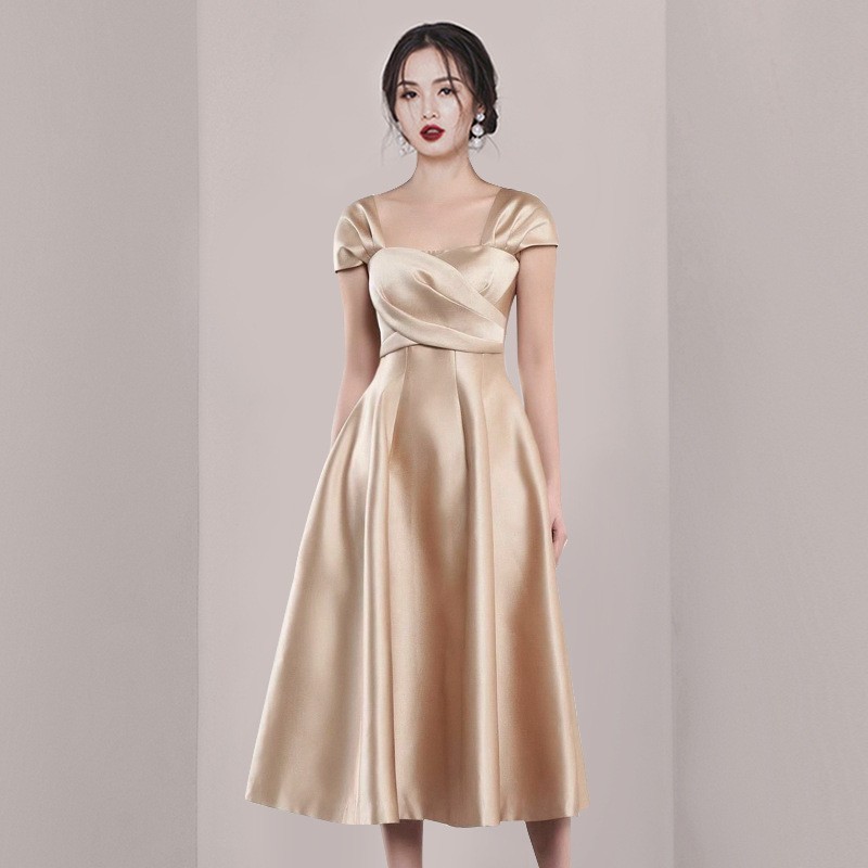 Summer Thailand niche design sense square collar pleated skirt elegant goddess long dress