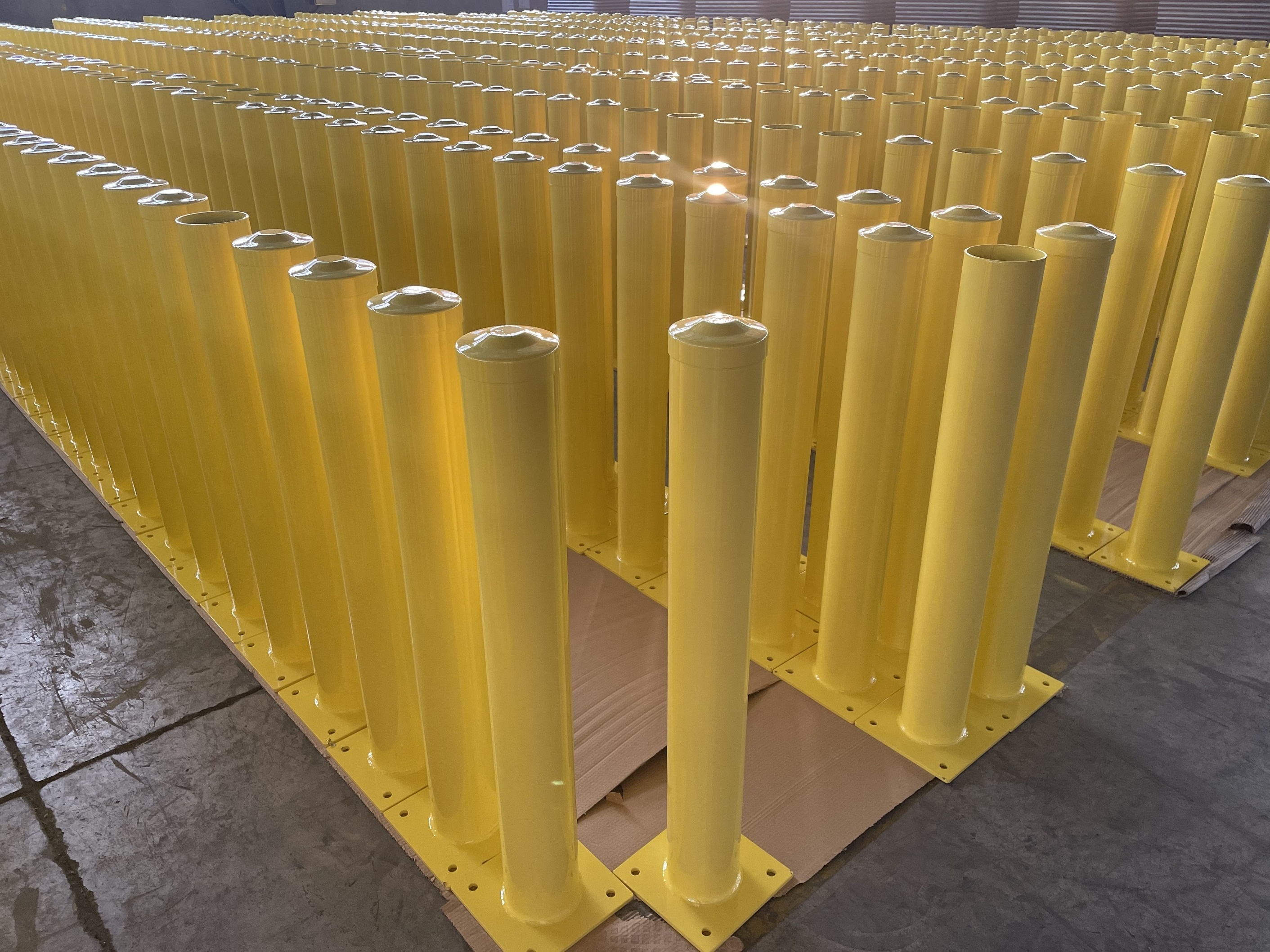 Australia Steel Safety Bollard Post Metal Car Parking Barrier Security Bollard Road Traffic Barrier Types of Bollard