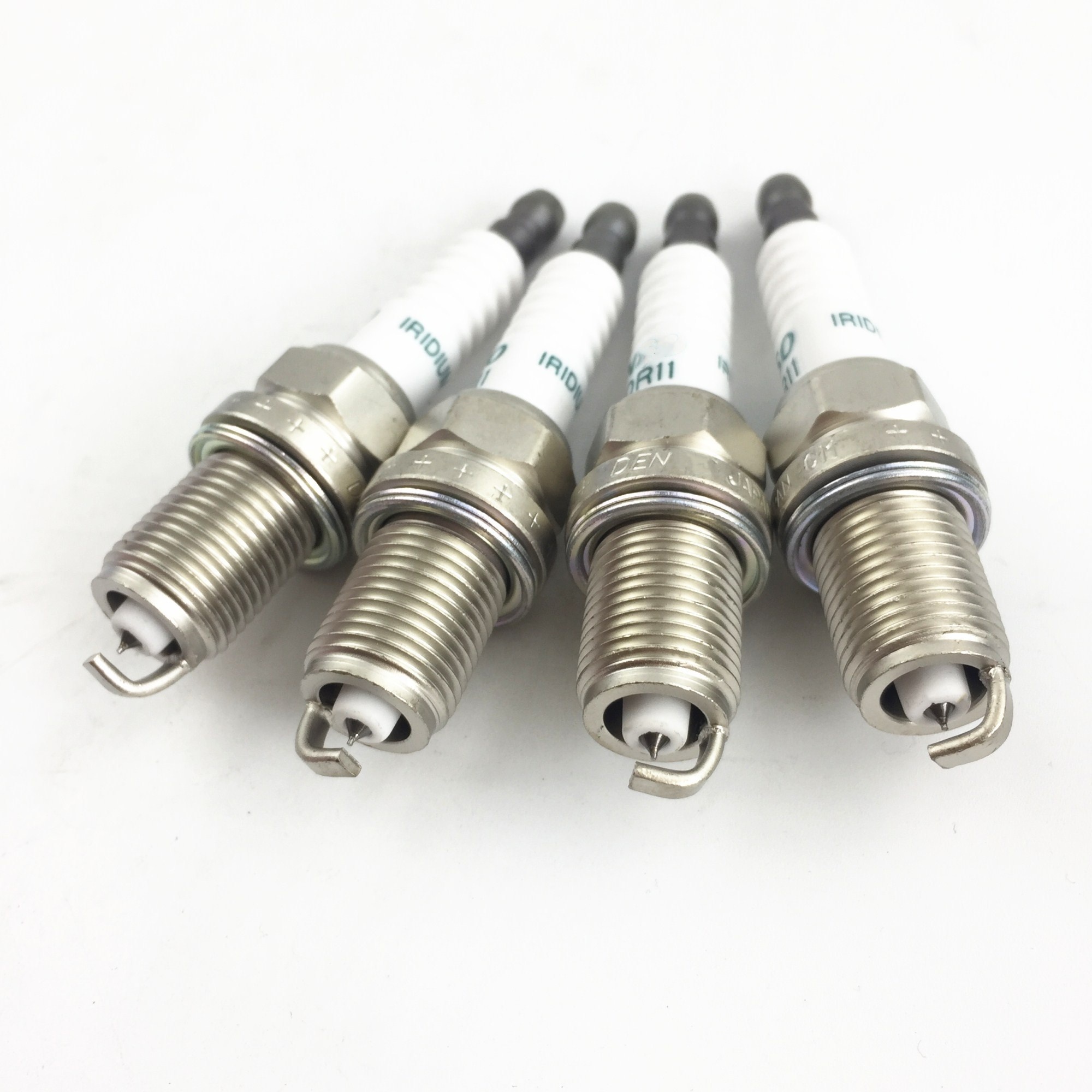 50000KM High Quality with Best Price 90919-01210 SK20R11 Automotive Iridium Spark Plugs for LEXUS