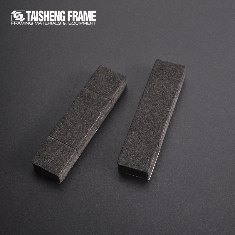 Black Color Self Adhesive Foam Bumpers to Protect Your Photo Frames and Wall Photo Frame Accessories OPP Bags Alloy Mirror Frame