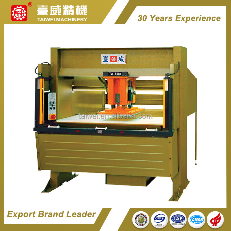 Superior Quality and Most Variety Traveling Head Cutting Press Shoe Making Machine Hydraulic Cutting Press Machine