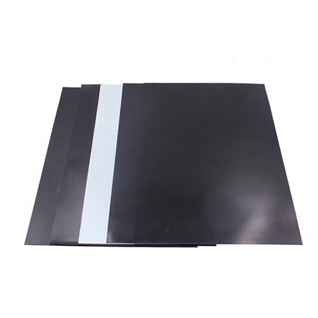 China Factory Thin Flexible Rubber Magnets Plain Magnetic Sheeting