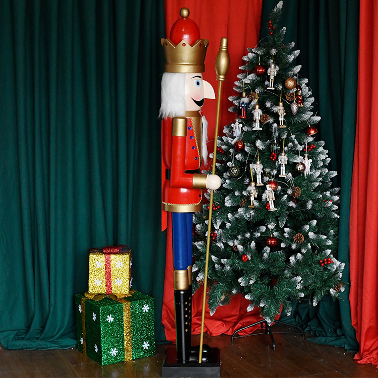 Popular Hot Sell 180cm 6ft Christmas Wooden Life Size Nutcracker for Xmas Decor