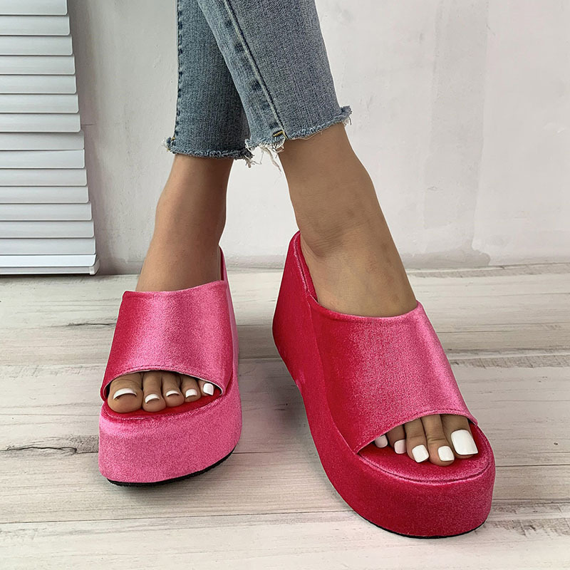 2023 new fashion trend female candy color sponge square thick sole head out wear slide sandals slippers thick bottoming soles