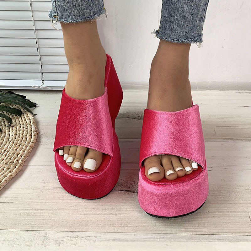 2023 new fashion trend female candy color sponge square thick sole head out wear slide sandals slippers thick bottoming soles