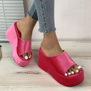 2023 new fashion trend female candy color sponge square thick sole head out wear slide sandals slippers thick bottoming soles