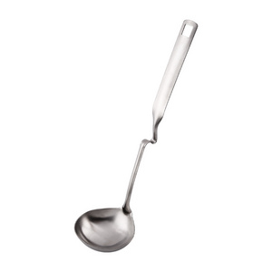 Stainless Steel Oil Separator Soup Ladle Gravy Food Fat Separator Skimmer Spoon,Soup Ladle Hot Pot Oil Filter Spoon