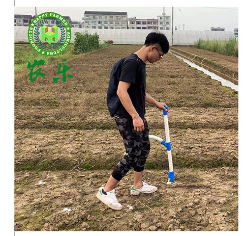 Agricultural backpack hand granular spreader manual fertilizer applicator pressing fertilizer applicator