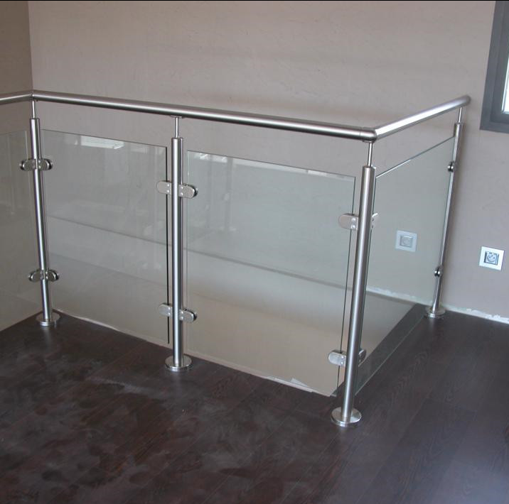 High Quality Exterior Glass Railing Terrace Railing Column Stainless Steel Staircase Frameless Glass Railing Post Pillar