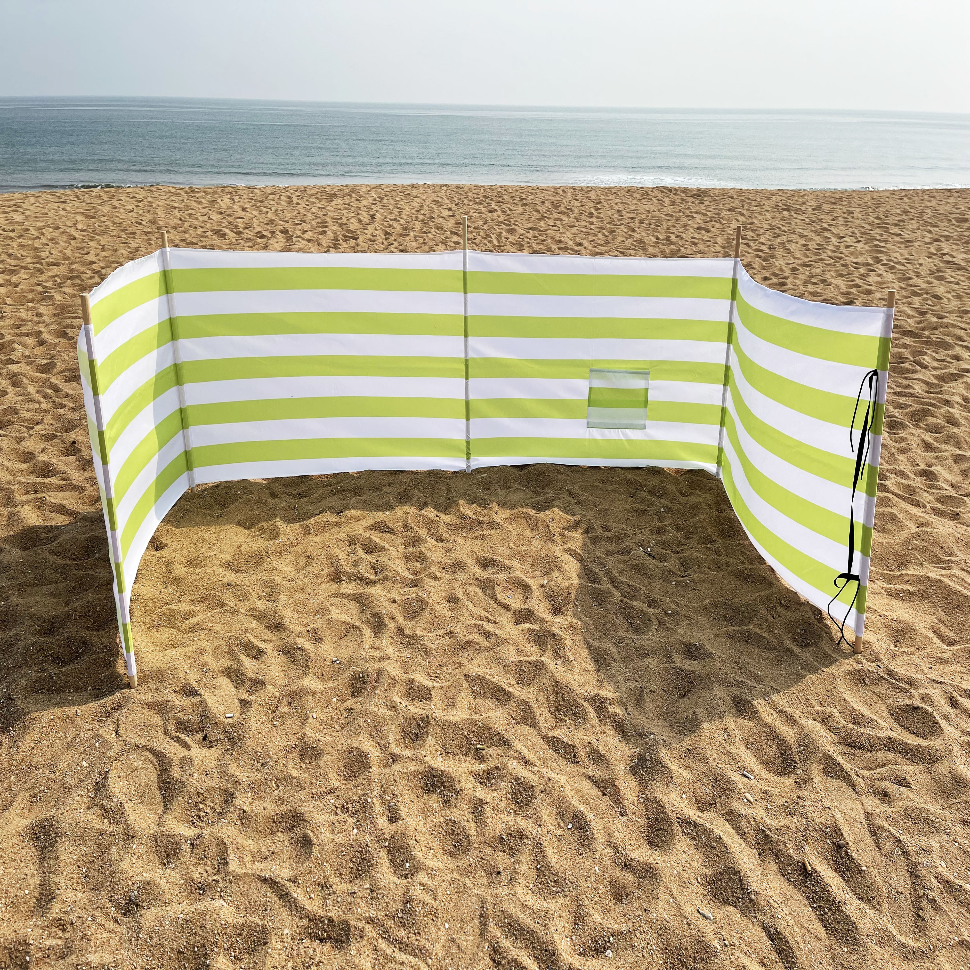 Soft Strong material Customized wooden poles Outdoor Camping Wind Screen Shield Sun Shade Beach Windbreaker