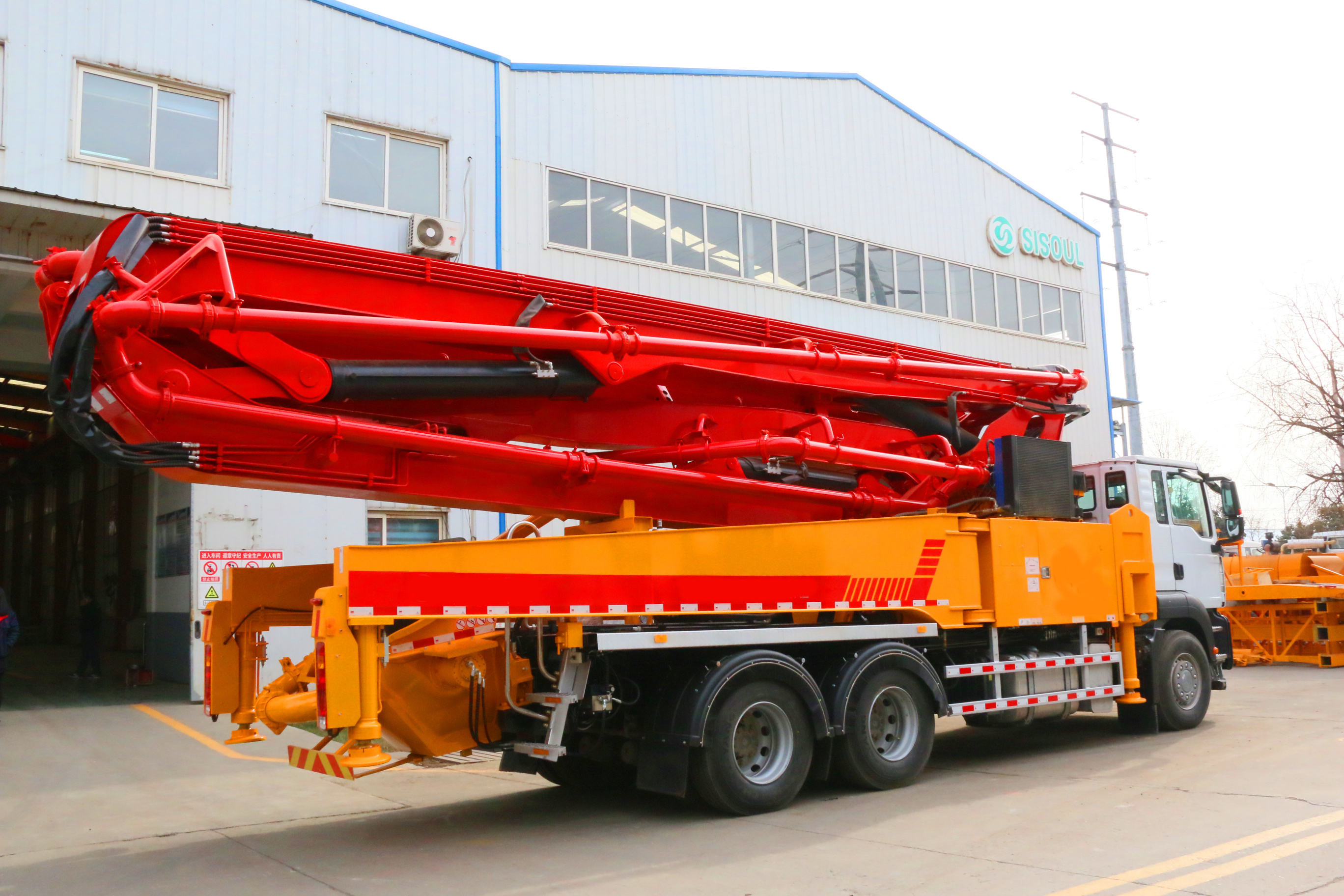 Factory Price truck mounted boom pump truck mounted concrete boom pump 47m boom pump truck