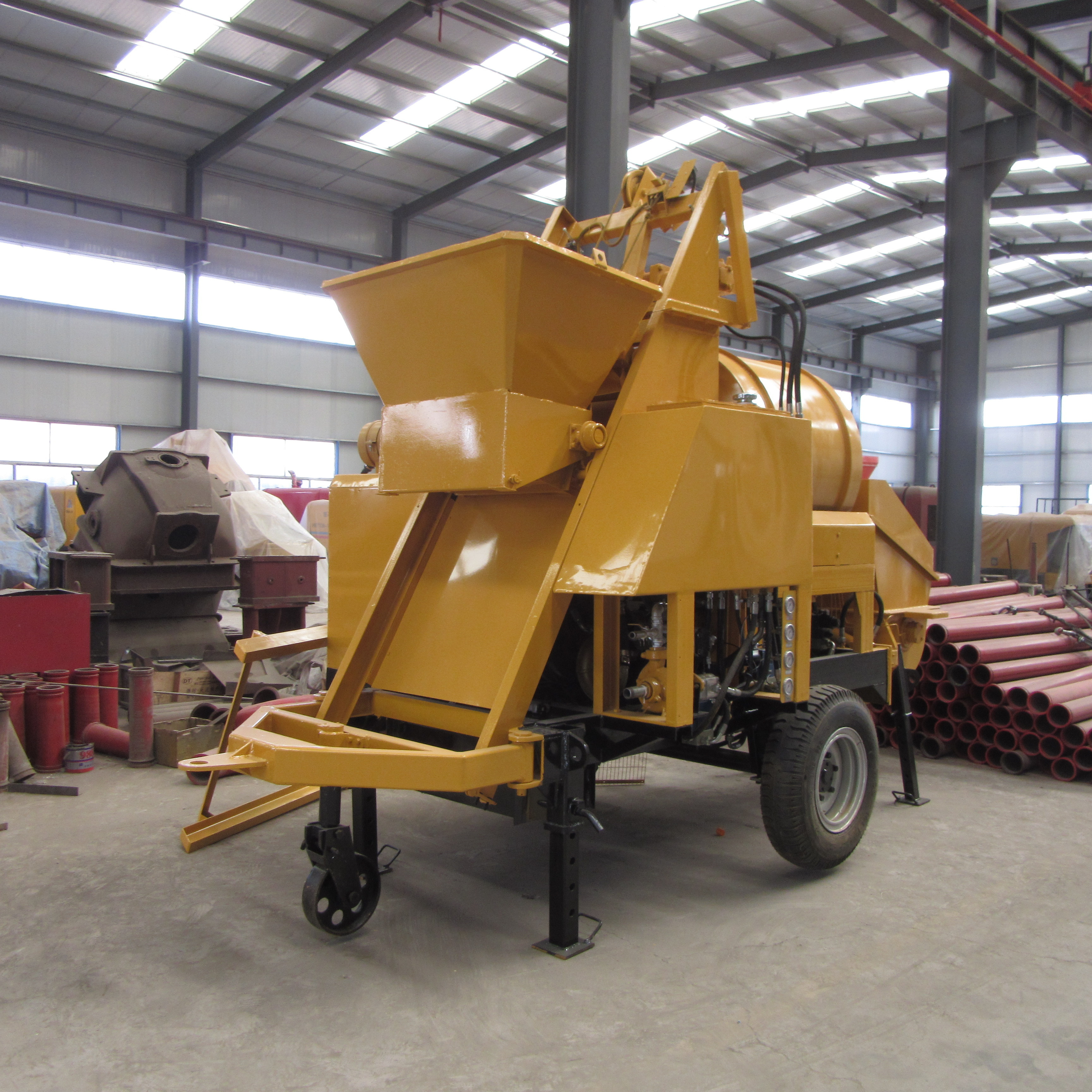 China Factory 1999 Patent Hot Selling Concrete Pump Factory Diesel Mobile Trailer Mounted Concrete Mixer Pump Truck For Sale