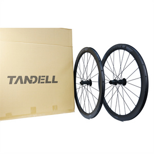 700c Carbon Disc Wheels Clincher Tubeless Roadbike Wheels Stainless Steel Spokes Ladies Cycle Bike Equipment Low Price