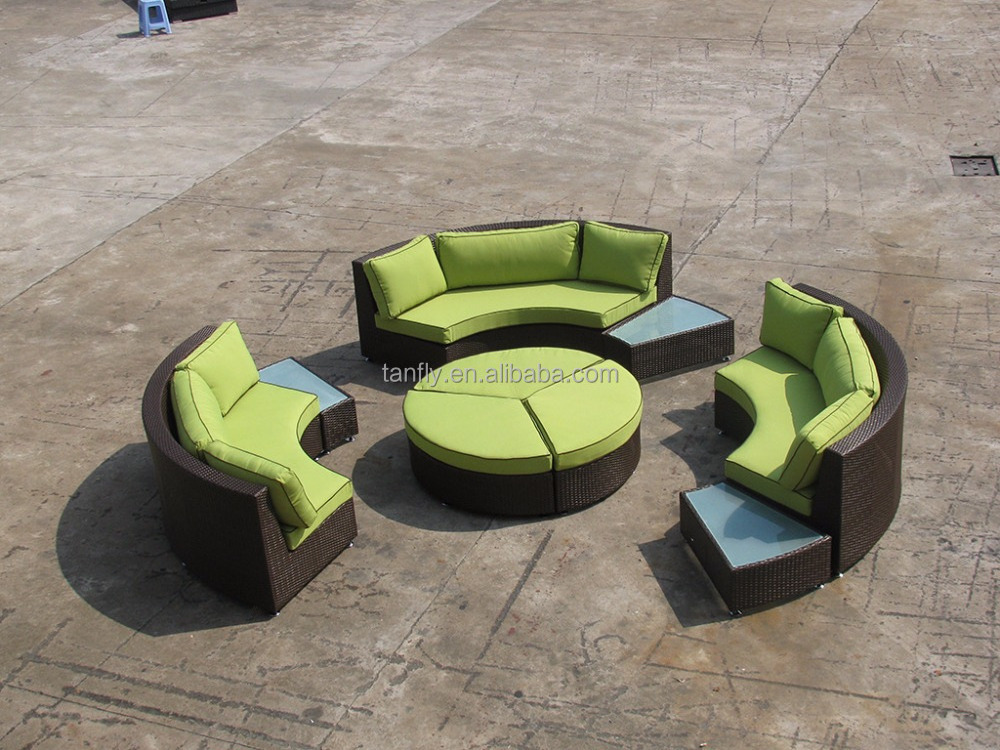 High Quality Patio Outdoor Garden Semi-circle Sectional Half Moon Rattan Sofas Sets with Coffee Table