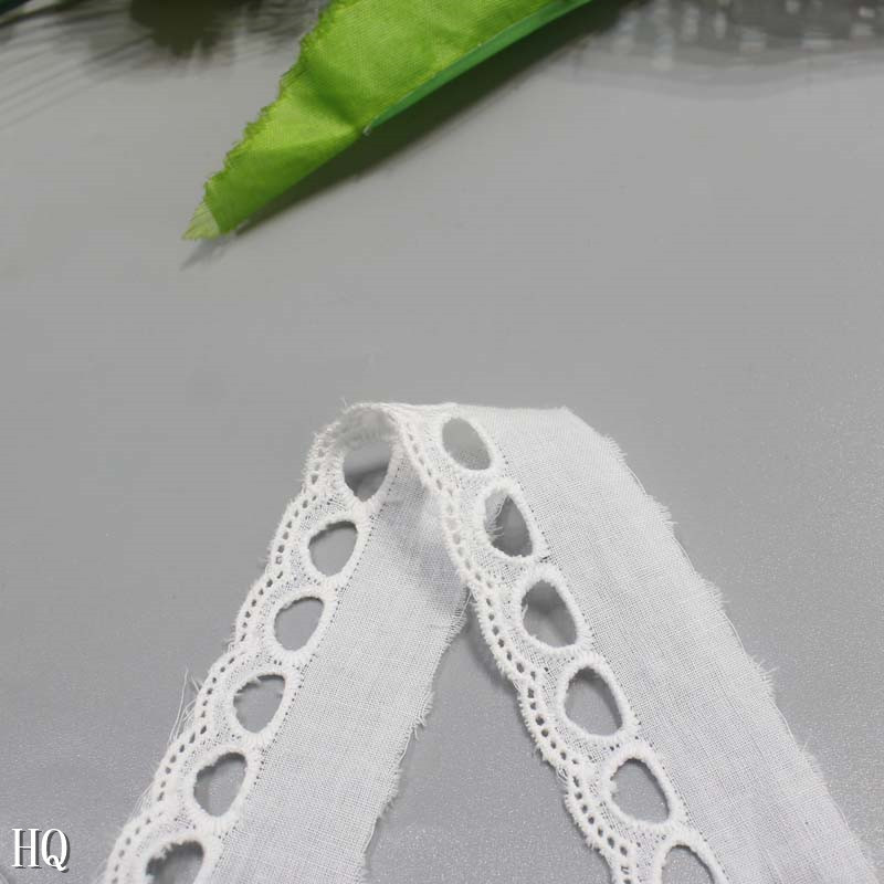 Cheap High Quality Wholesale Stock 8CM Cotton Eyelet Lace Trim Cotton Border Lace Fabrics For Women Dress