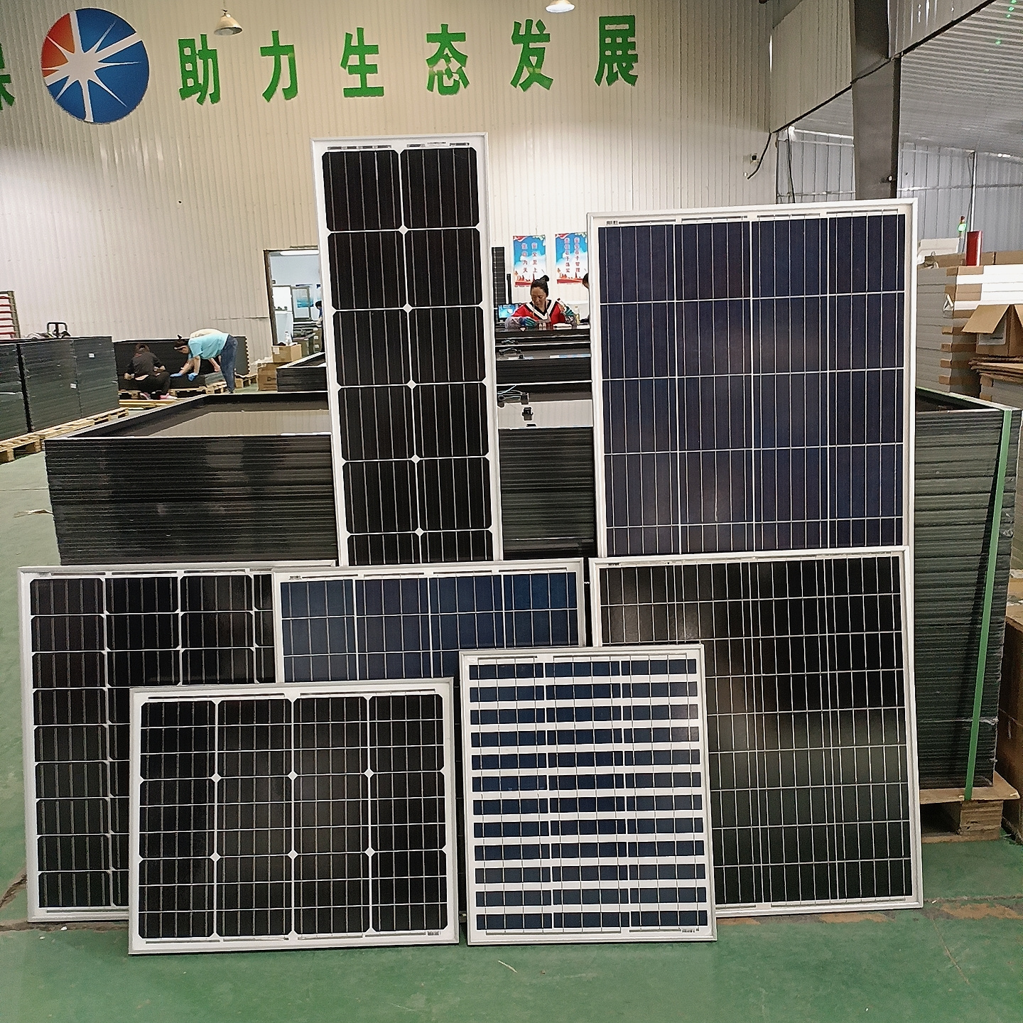 Small Solar Panel 166mm 182mm 210mm 20w 30w 40w 50w 100w 150w 180w 200w 250w 350w Potable with IP67 Junction Box