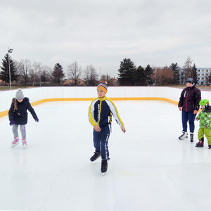 Synthetic Ice Skating on Plastic Portable Artificial Ice Rinks Cost