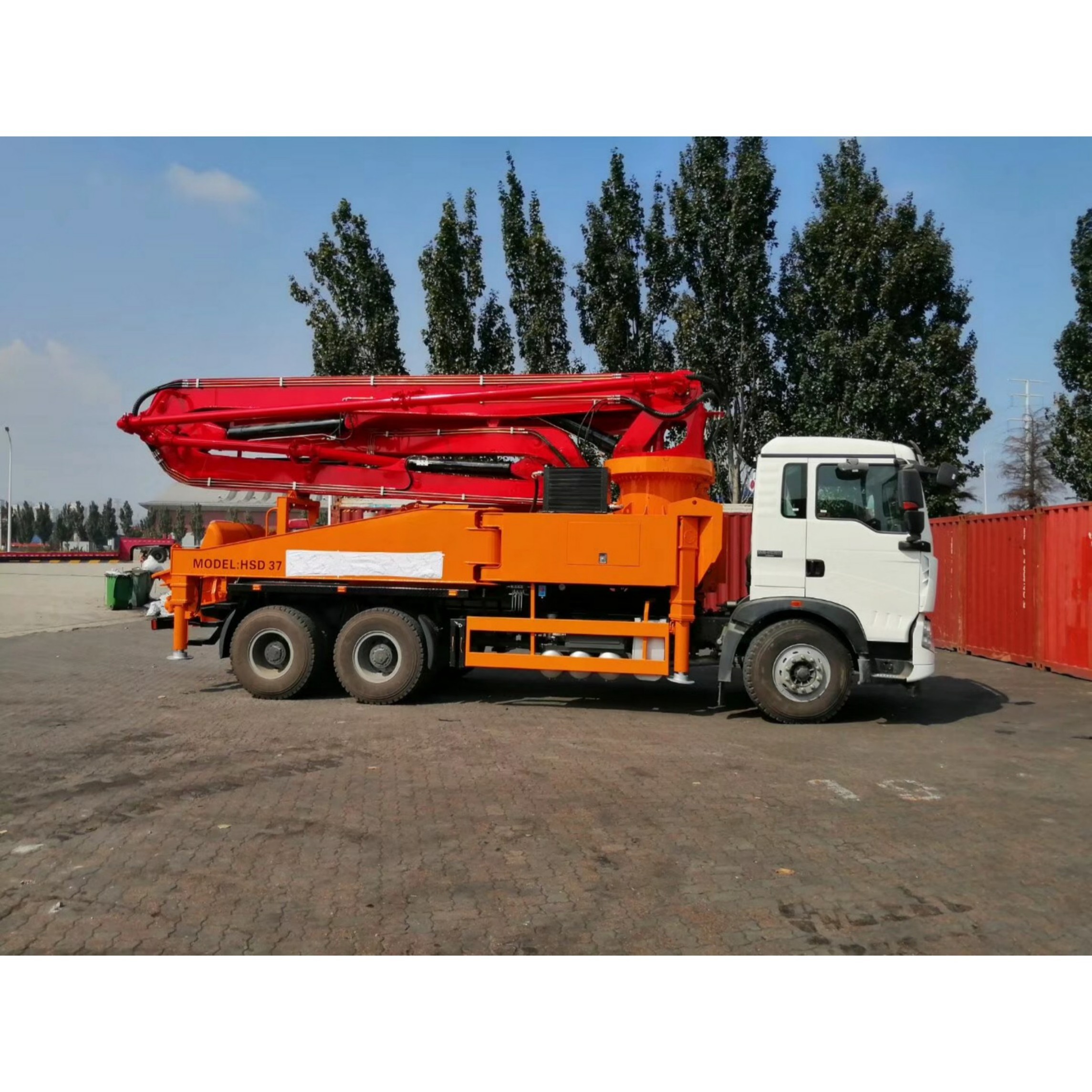 HOWO ISUZU chassis concrete pump truck 25m, 29m, 33m, 44m