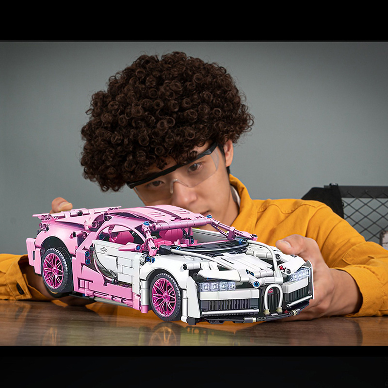 87005 New product 1:14 pink white alternating Bugatti block sports car toy technology building block 1388PCS