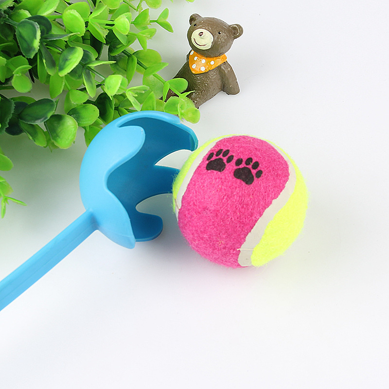 Wholesale cheap 68cm Dog Toy Funny Ball Thrower Tennis Dog Ball Launcher Thrower Sport Ball Launcher for dogs