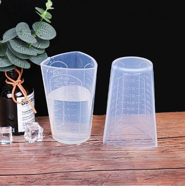 T1181 New design triangle silicone measuring cup molds DIY resin tool