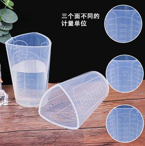 T1181 New design triangle silicone measuring cup molds DIY resin tool