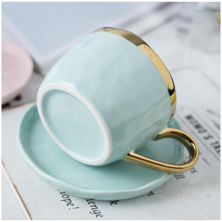 Customized Creative Europe Ceramic Cup and Saucer Porcelain Mug & Saucer with Gold Handle and Spoon Set