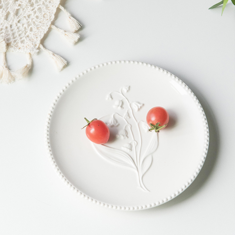 White Relief Lily Of The Valley Ceramic Western Food Pasta Dessert Plate