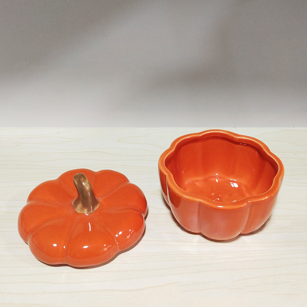 Creative pumpkin shaped candle vessel ceramic candle containers with lids