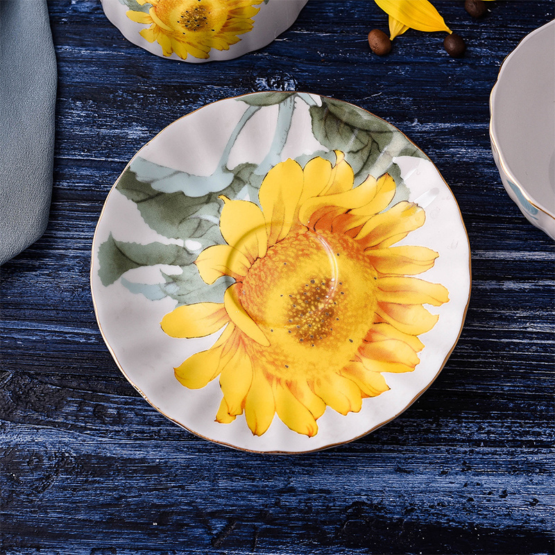 Creative sunflower coffee cup and saucer set home office flower cup English style gold edge bone china cup custom logo