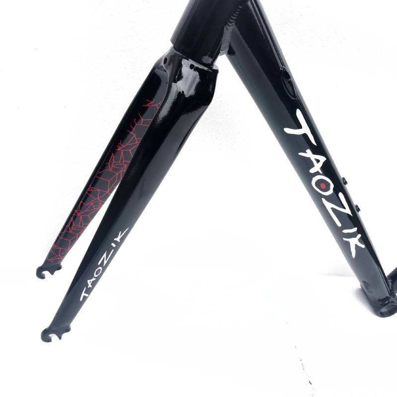 Large size Road Bike Frame High Quality 700c aluminium alloy Frame Super Light Inner Carble 54 56cm Bicycle Frame with Fork part