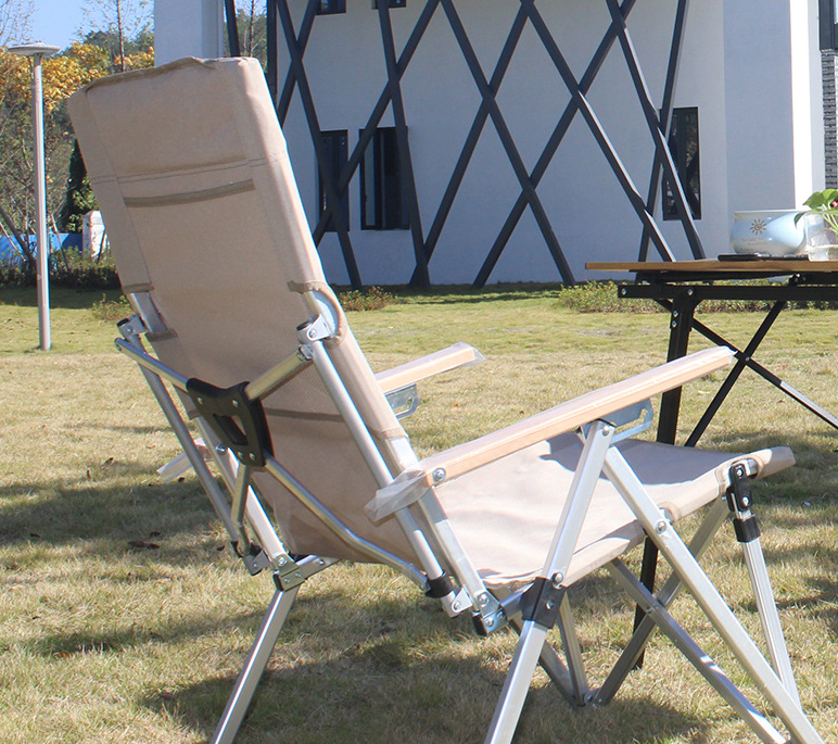 Wholesale Cheap Steel Frame Folding Chair High Quality Camping Chair With Armrest Adjustable Backrest Beach Chair