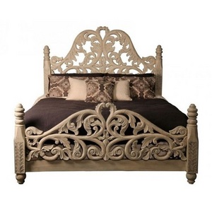 Round Bed Set Luxury Royal Bed Room Furniture Set European Old Castle Golden Wood Carving Queen Bed Manufacturer