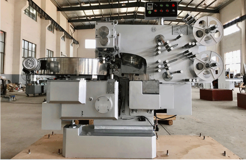 TG small candy packaging machine