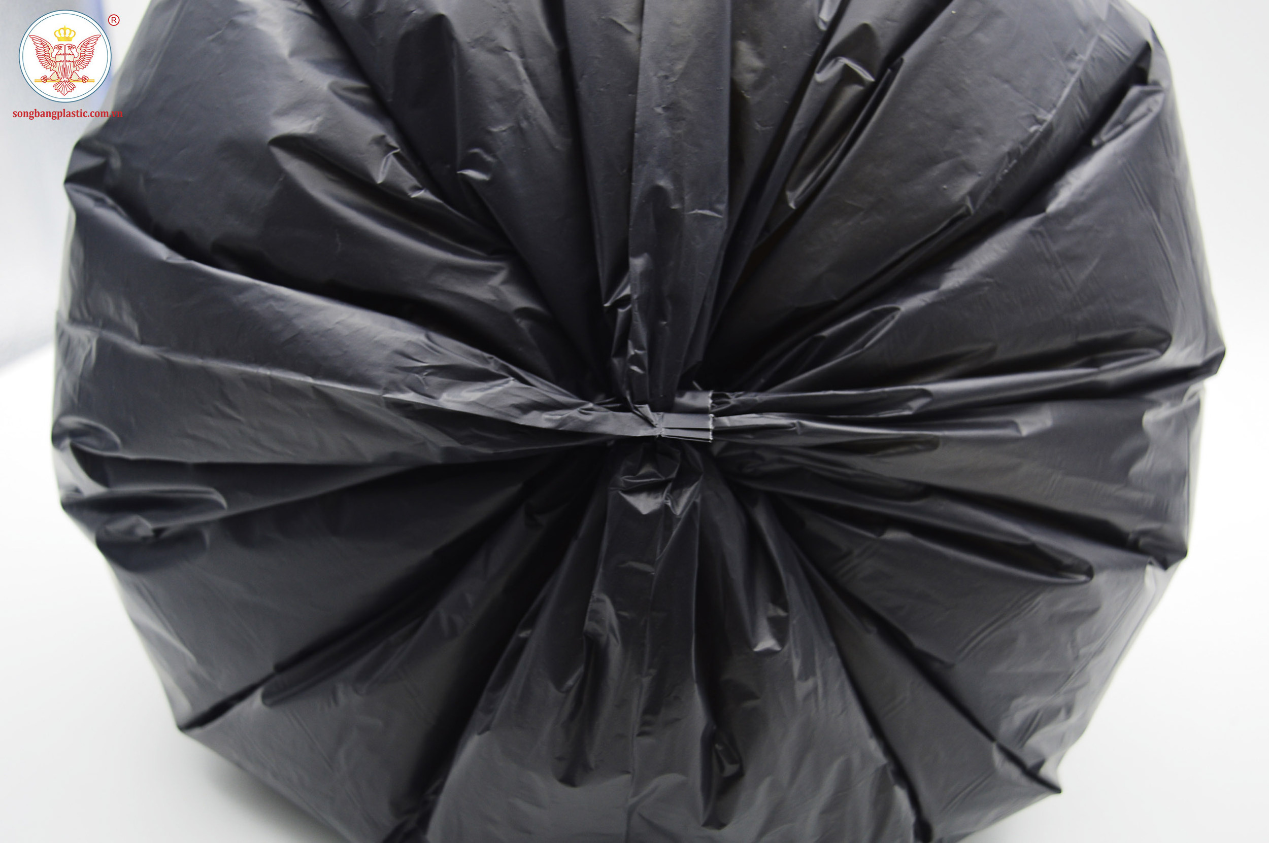 Black plastic large garbage bag plastic trash bag lining plastic dustbin lining heavy duty bin liners roll garbage bag