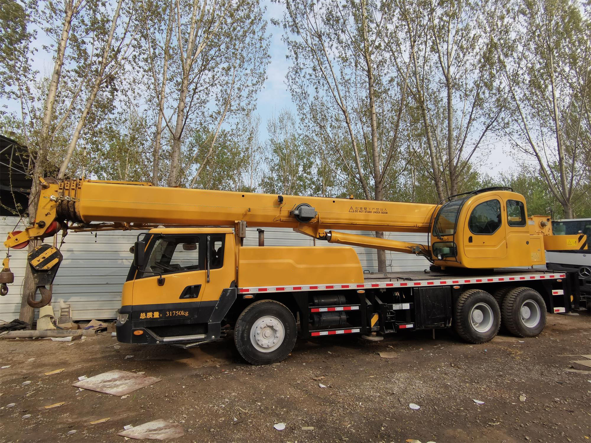 Lifting 33m qy25K5-I qy25kd qy25k truck crane 25 ton used truck mounted folding arm crane truck