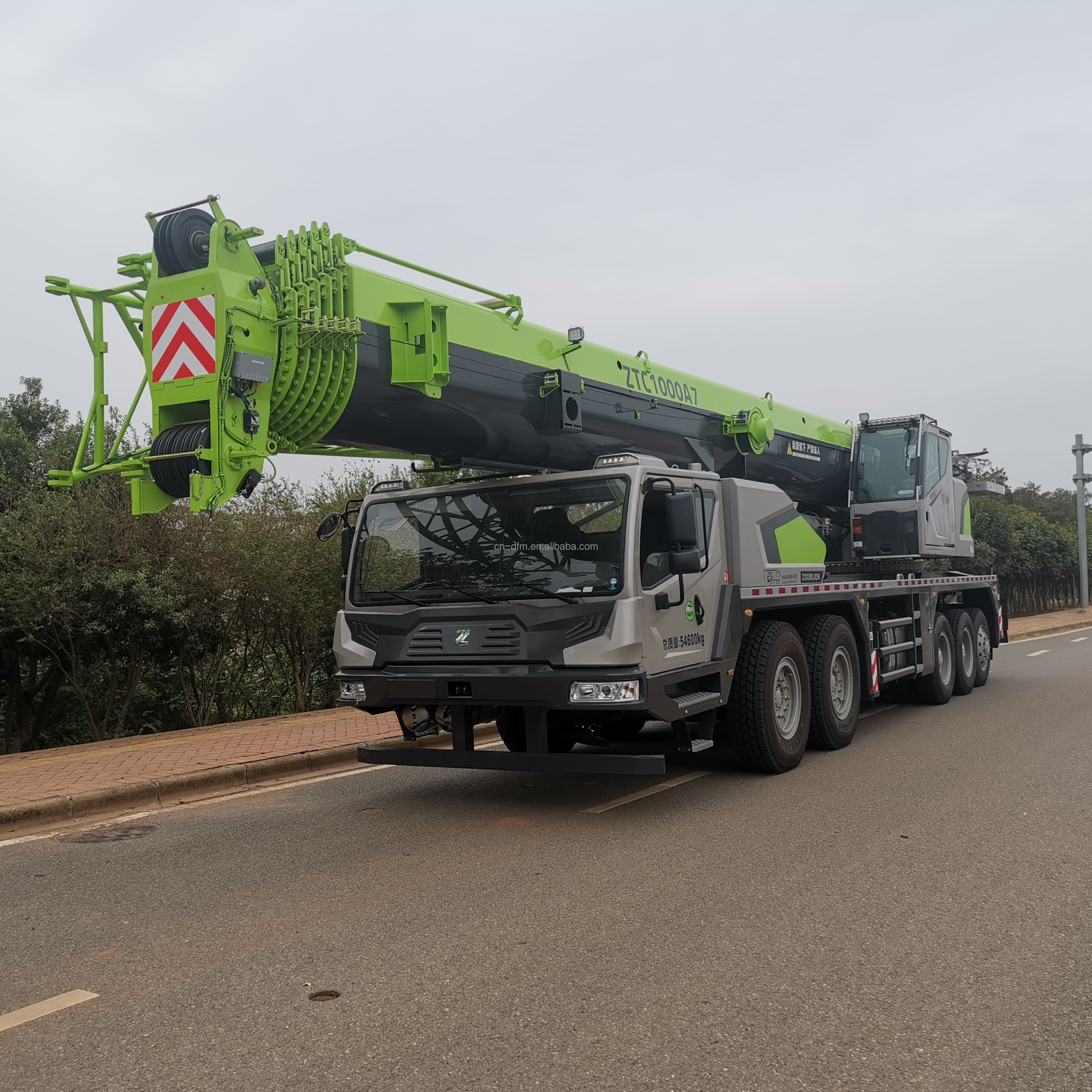 High quality ZOOMLION 100 ton hydraulic used zoomlion 100 ton used truck crane