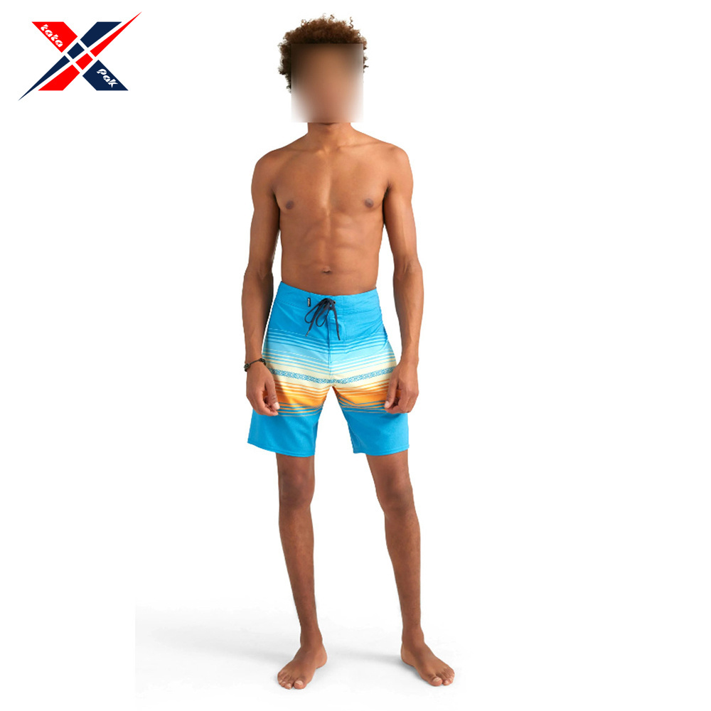 2024 Hot Sell Color Quick Dry Swimwear Swimming Wholesale Beach Shorts Men Summer Color Changing Swim Shorts