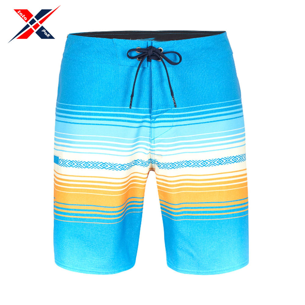 2024 Hot Sell Color Quick Dry Swimwear Swimming Wholesale Beach Shorts Men Summer Color Changing Swim Shorts