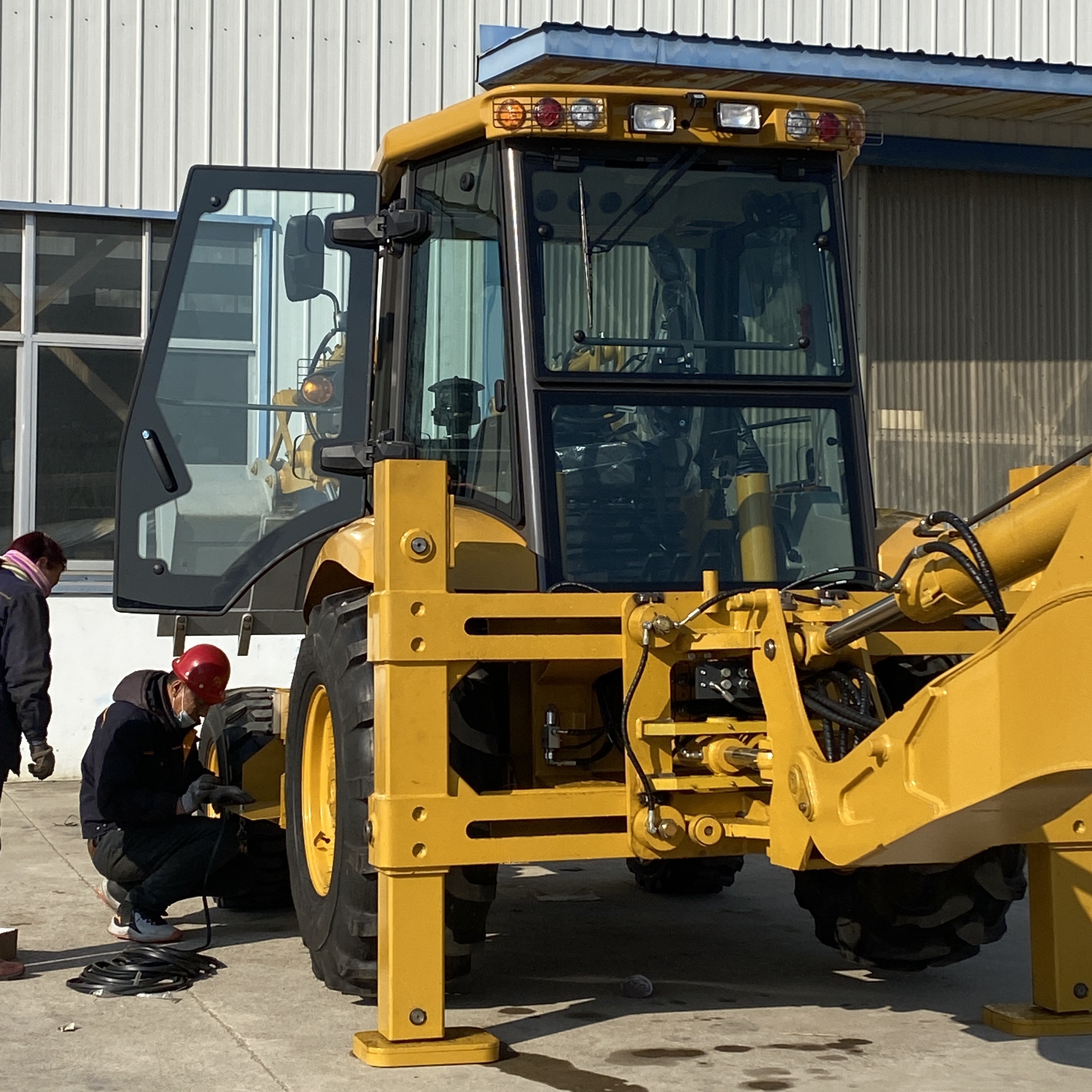 Heavy-duty multi functional backhoe loader with 4WD 4 Wheel Steering and joystick control with CE